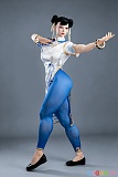 169cm Fカップ No.47_1 Game Lady ダッチワイフ 全身斜め向き 両腕を広げた格闘ポーズ