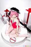 XYGO(許願谷) 142cm AAカップ 小春 ダッチワイフ、黒いベレー帽をかぶり片脚を曲げた座り姿