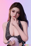 153cm Eカップ Art-Doll セックスドール 源千織、指を唇に添えた豹柄トップの上半身姿