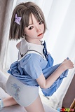 145cm AAカップ My Loli Waifu セックスドール #96B Shio、スカートを上げて振り返る後ろ向き膝立ち姿