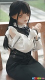 155cm Dカップ ダッチワイフ Kiradols #KH002-A 陽葵、両手を重ねた黒白衣装のベンチ座り姿