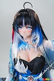 セックスドール 155cm Dカップ 葉央 Kiradols、青黒衣装と胸元装飾の上半身姿