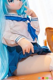 MW Girl 魔物姫 萌枝 85cm アダルトドール、青いスカートに手を添えた座り姿