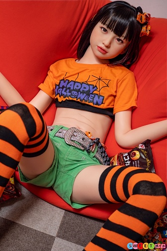 J-cute ラブドール 貧乳 137cmバスト平 AGD26 夏美 ハロウィンコーデ×黒髪ボブの萌え系美少女 小柄 エロフィギュア 軽量 高級シリコン製 宣材写真はROS機能付き
