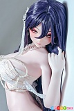 Elsababe 緒方舞香 176cm アニメドール、白いレース衣装を下げた壁際の上半身姿