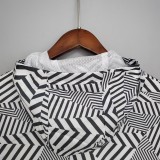 2122 Windbreaker Manchester United  Black and White Stripes S-XXL