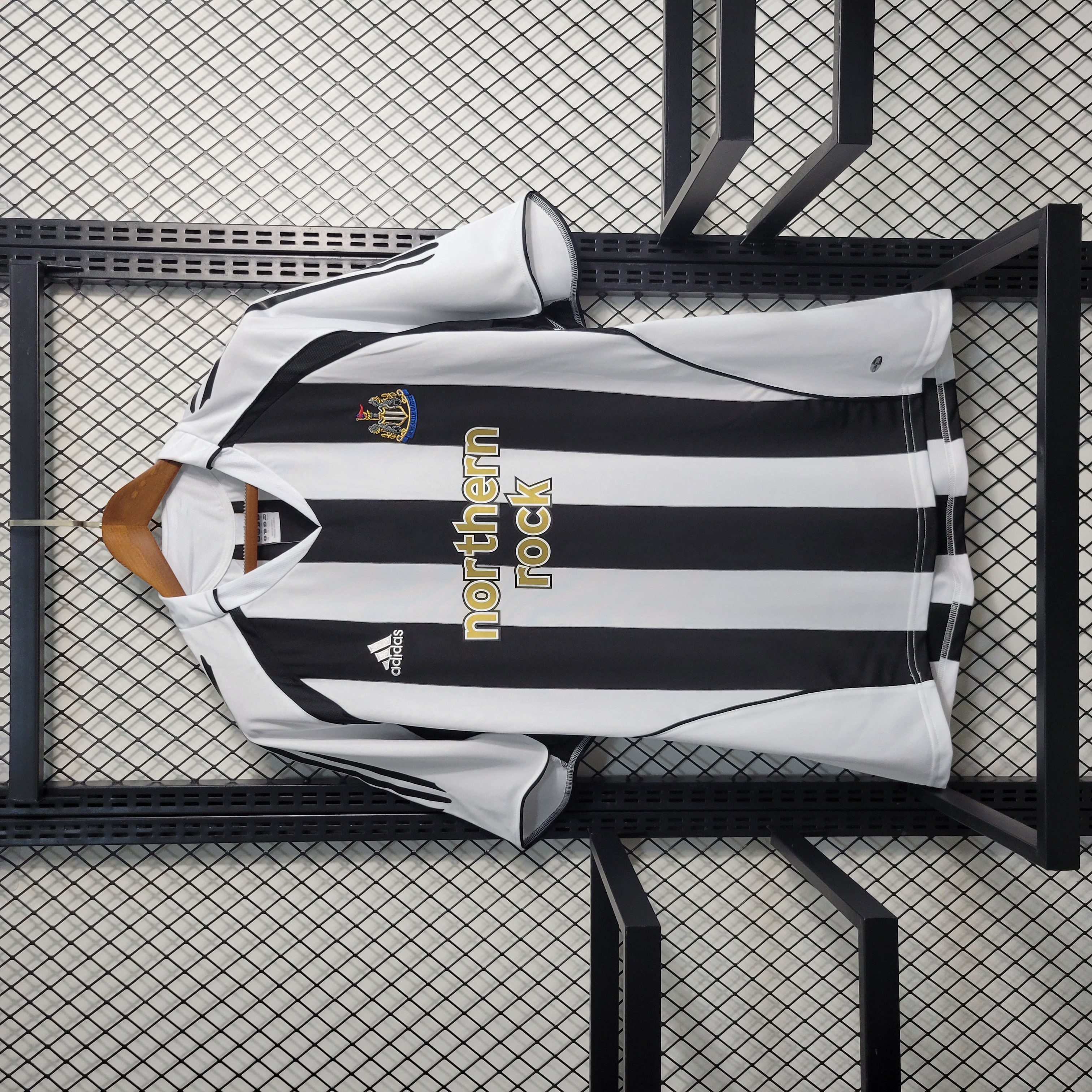 2004-06 Newcastle United Home Retro Jersey