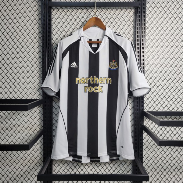 04-06 Newcastle United Home Retro Jersey/04-06 纽卡斯尔联主场
