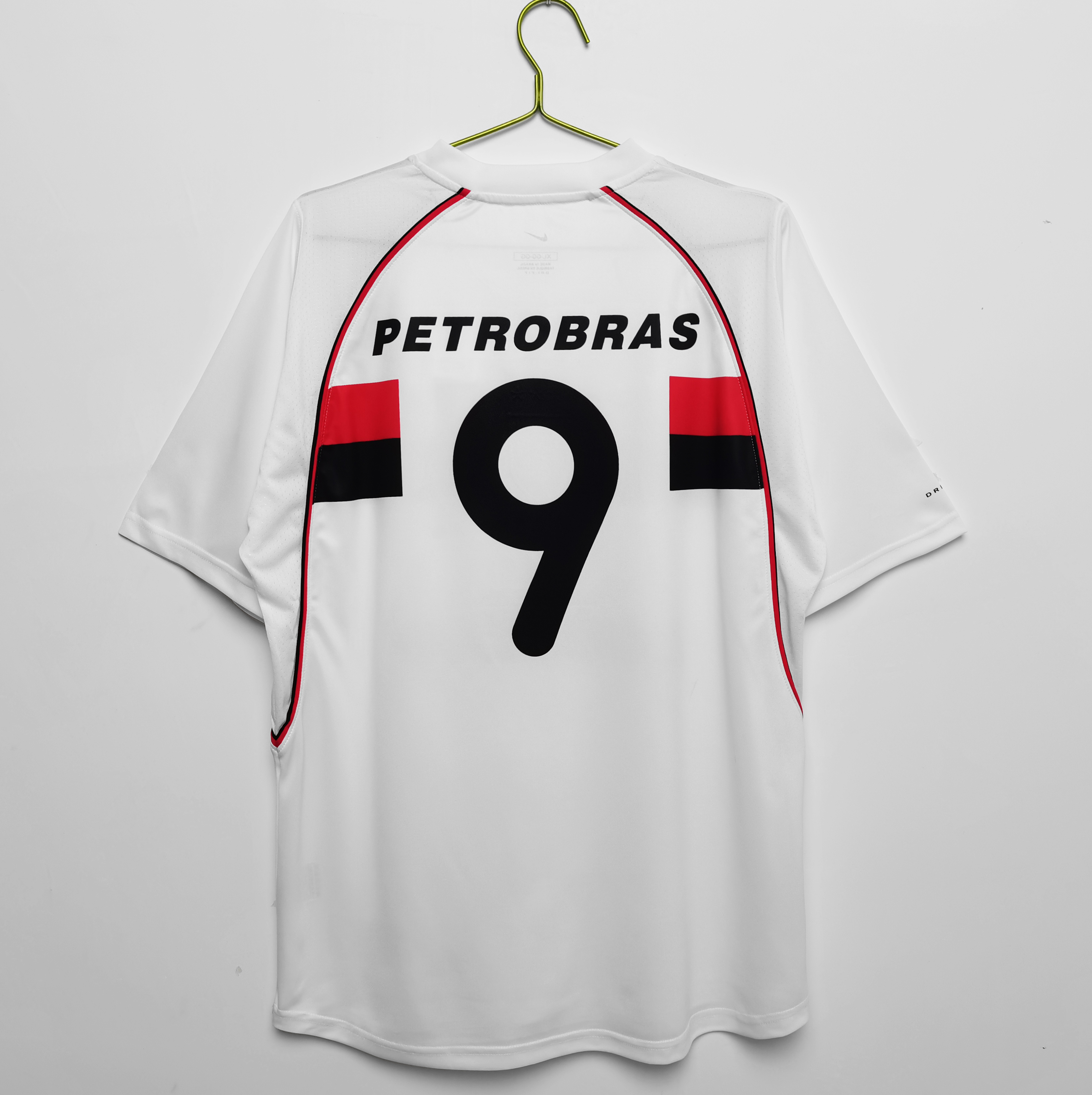 フラメンゴFC Umbro CRF 長袖シャツ 9番 PETROBRAS s-l1200.jpg