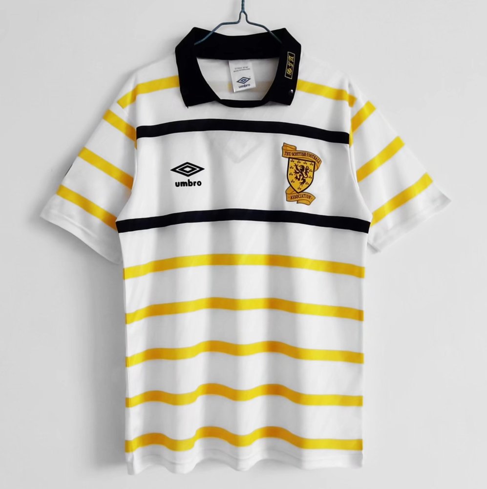 Maillot De Foot Vintage Aberdeen – Saison 1988-89 – Marque Umbro – Taille L – Occasion En Bon état