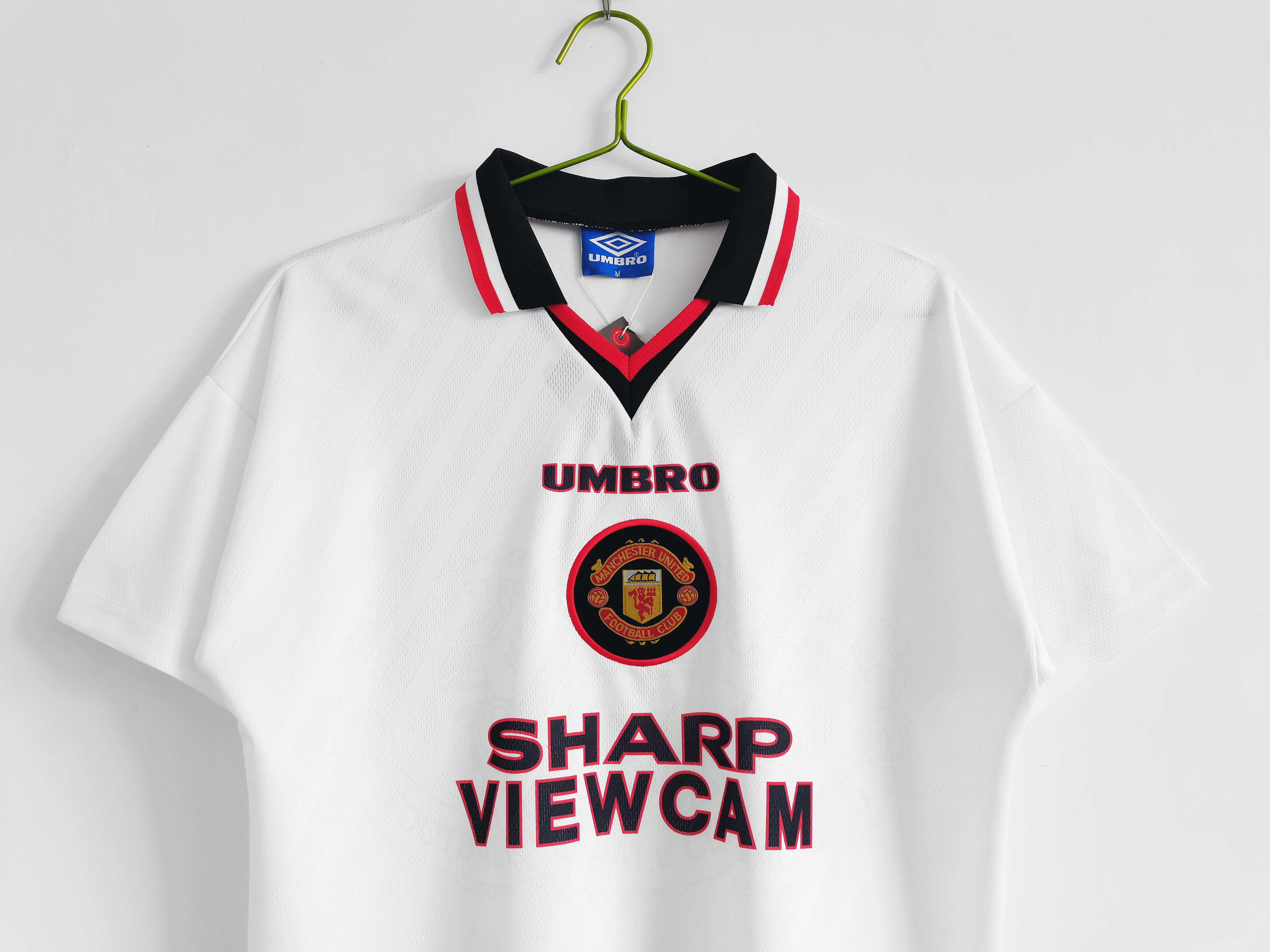 ウェア Manchester United 1996/97 Away Uniform 27e15b6e512cdce1.jpg