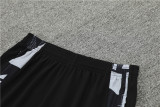 24-25 Manchester United Black Training Suit/ 24-25曼联半拉训练服