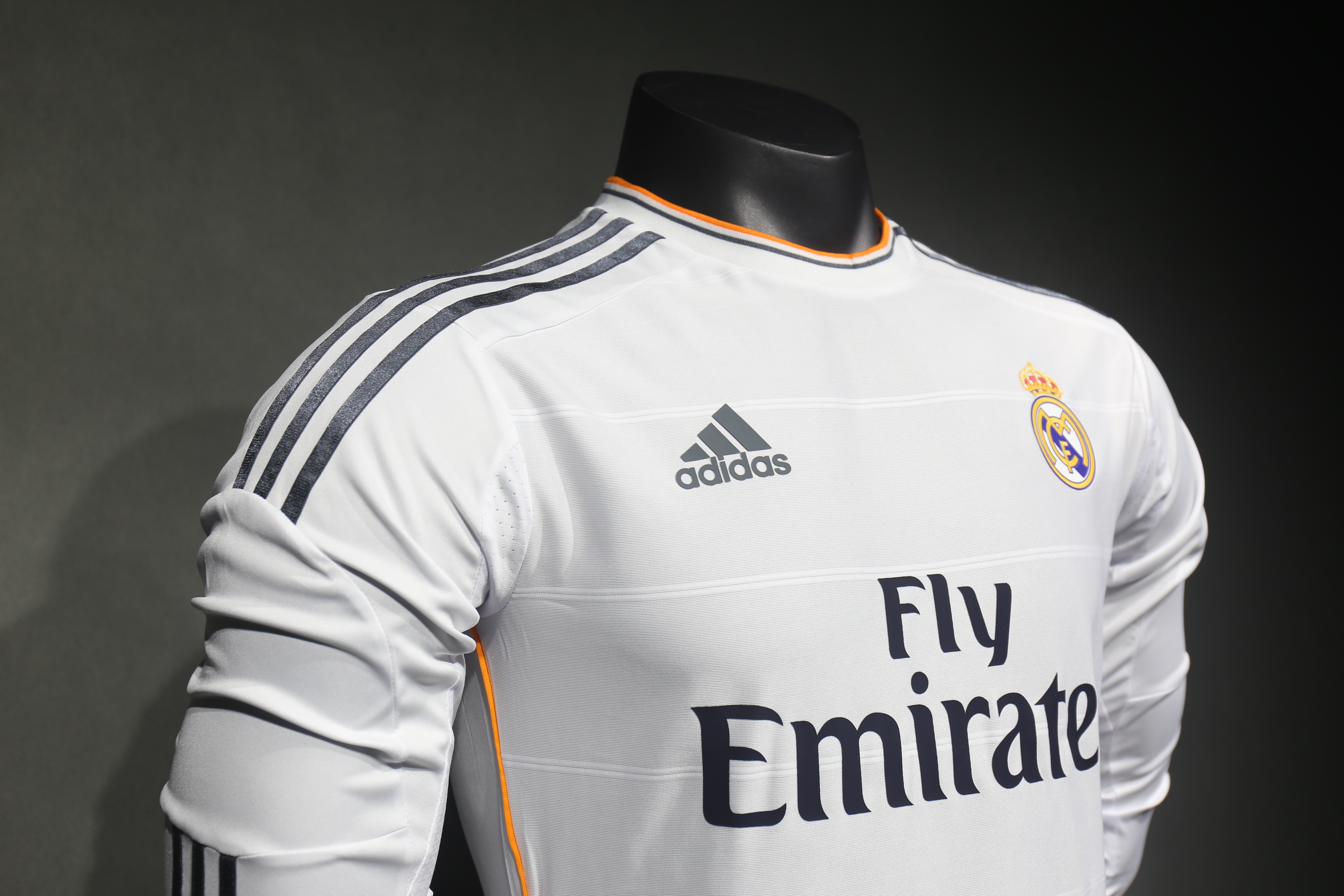 2013-14 Real Madrid Home Retro Jersey