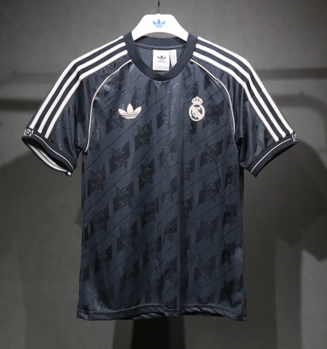 2024 Real Madrid Retro T Shirt / 2024 皇马复古T恤