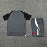 24-25 Manchester United Grey Short Sleeve Training Suit/ 24-25曼联短袖训练服