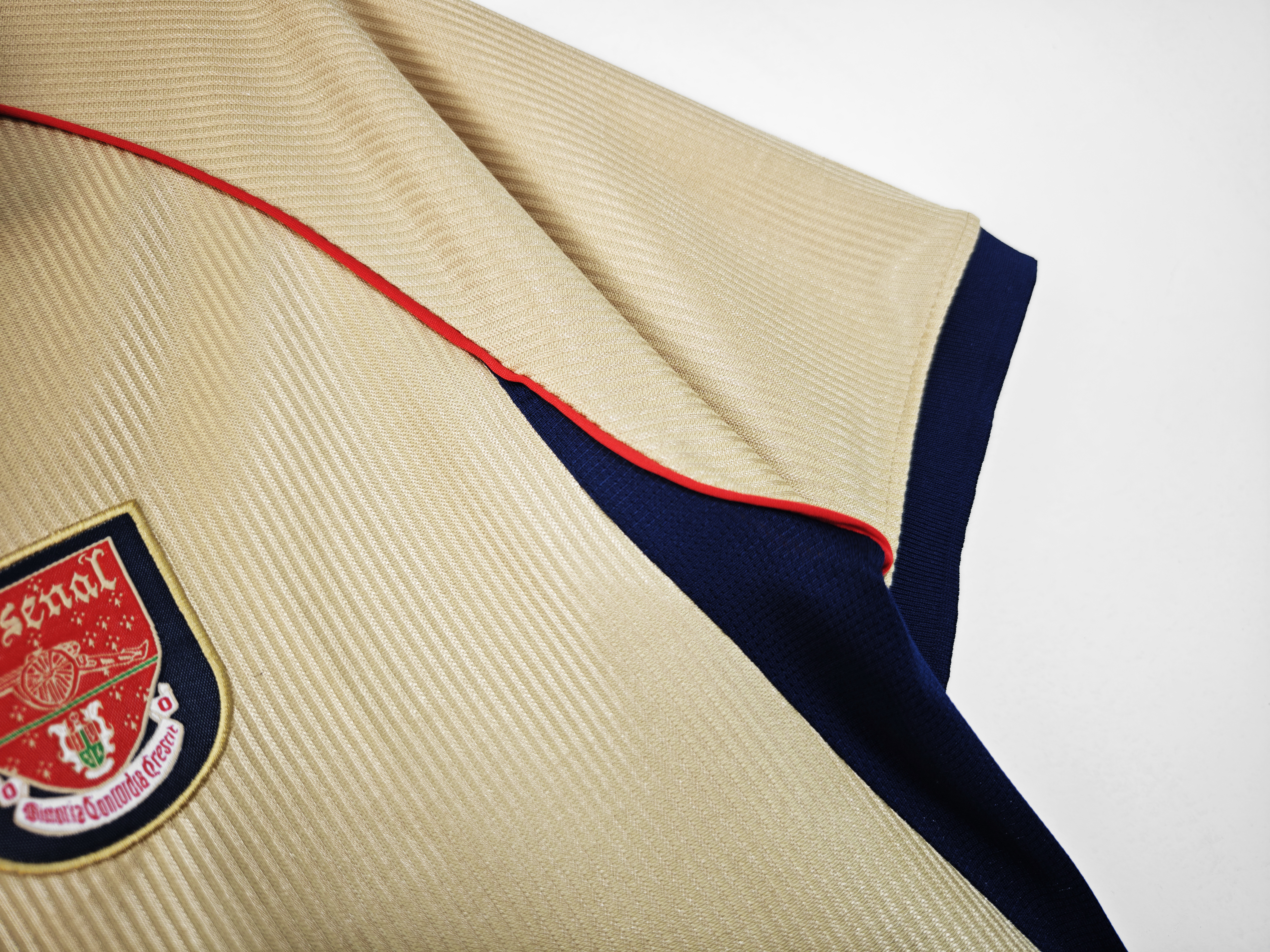 01-02 Arsenal Away Retro Jersey/01-02阿森纳客场