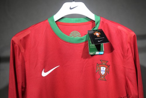 2012 Portugal Home Long Sleeve Player Retro Jersey/2012葡萄牙主场长袖球员