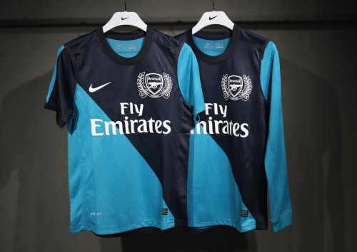 11-12 Arsenal Away Long Sleeve Player Retro Jersey/11-12 阿森纳客场球员长袖