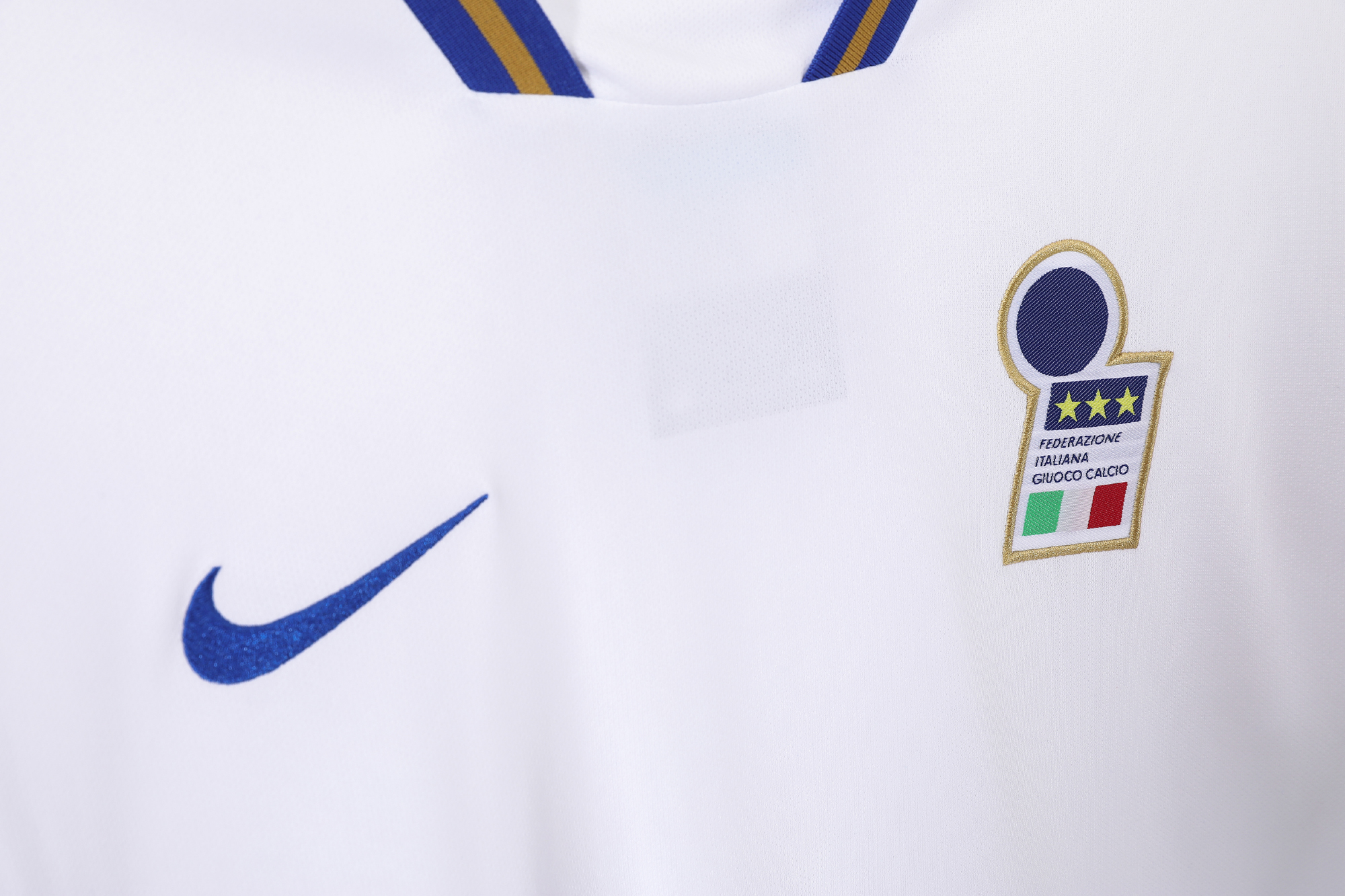 1996 Italy Away Retro Jersey