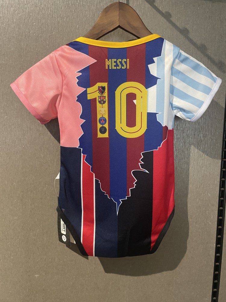 【未使用品・タグ付き】FC Barcelona 長袖 UNICEF 未使用品・タグ付き】FC Barcelona 長袖 UNICEF 未使用品・タグ