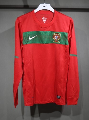 2010 Portugal Home Player Long Sleeve Retro Jersey/2010 葡萄牙主场球员长袖