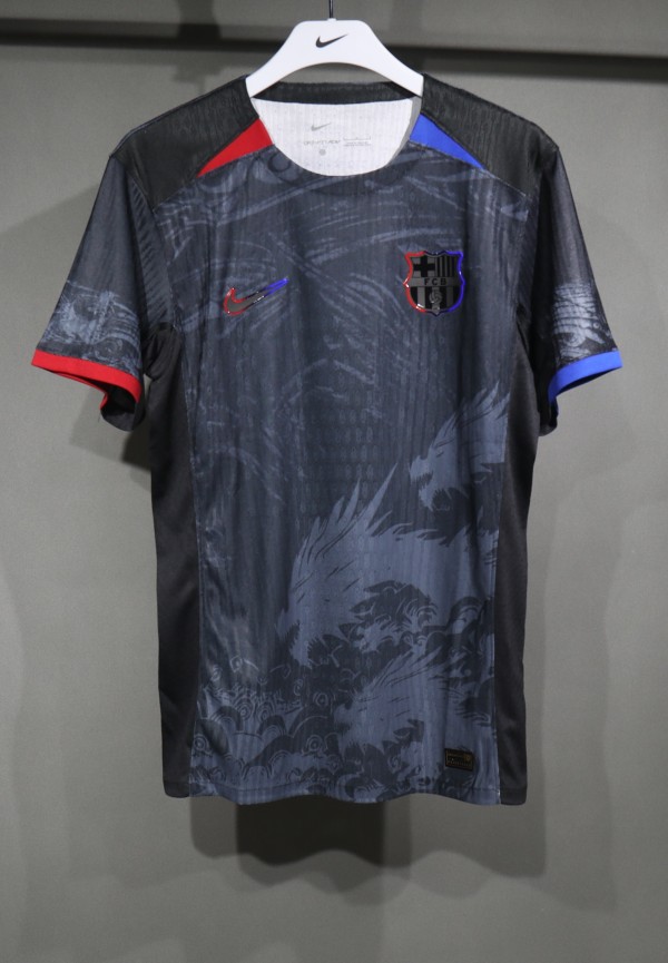 25-26 BA  Speical Black Dragon Player Jersey/ 25-26 巴萨黑龙球员