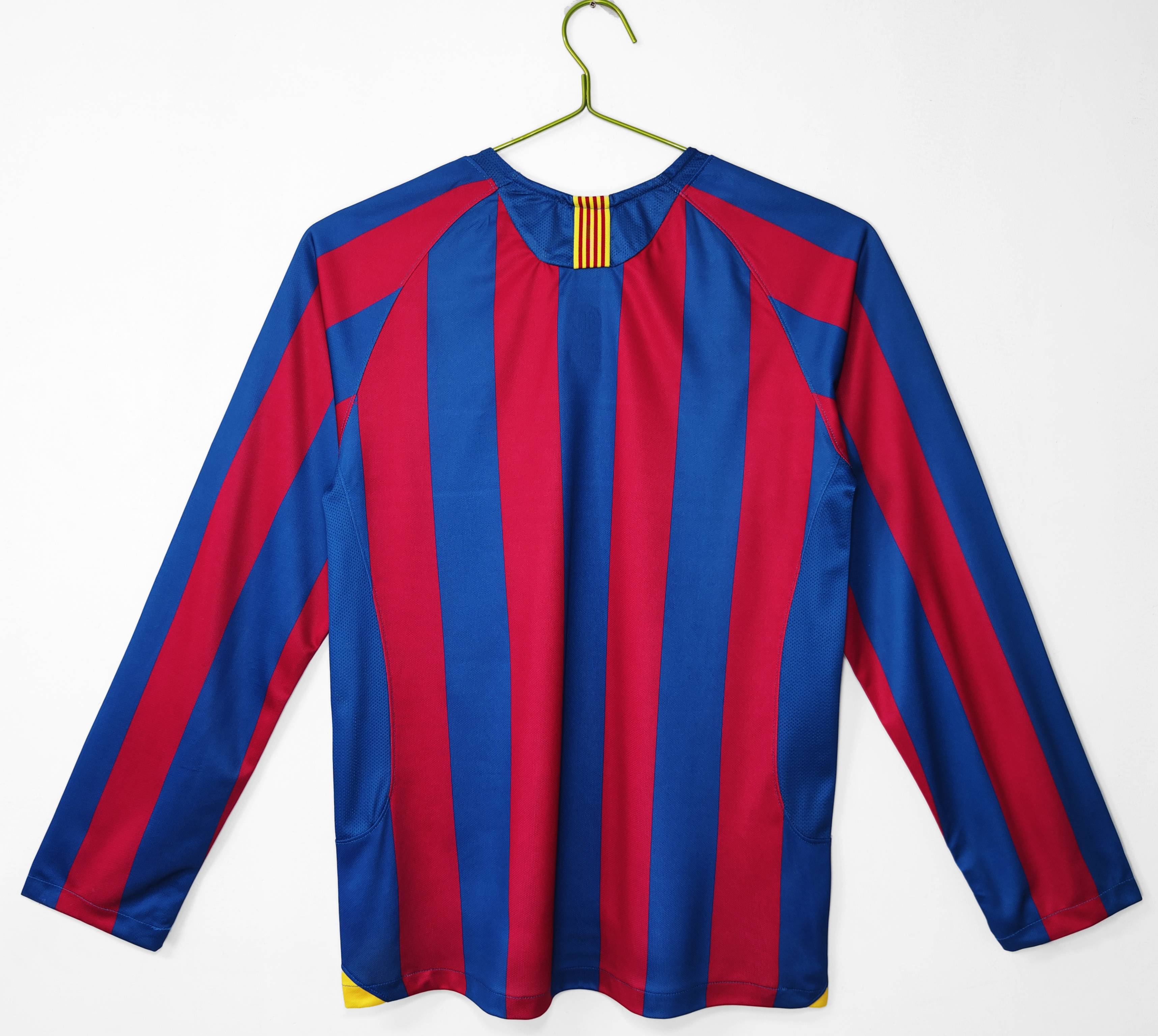 05-06 Barcelona Home Retro Long Sleeve Jersey