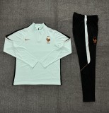 2026 France Training Suit/2026法国浅绿色半拉训练服