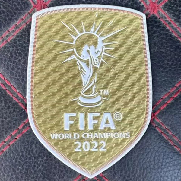 胶 FIFA WORLD CHAMPIONS 2022 Patch 胶 2022世界杯金杯 (You can buy it alone OR tell us which jersey to print it on. )
