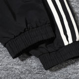 2024/25 M Utd Black Windbreaker （A Set）