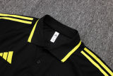 2025/26 M Utd Black POLO Training Tracksuit
