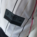 2025/26 JUV White Baseball Player Version T-Shirt  硅胶版