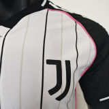 2025/26 JUV White Baseball Player Version T-Shirt  硅胶版