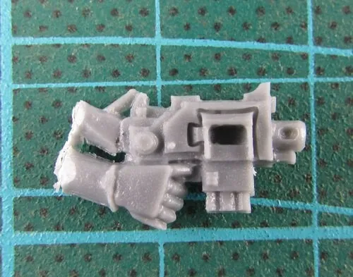 SONS OF HORUS REAVER ATTACK SQUAD BITS - Bolter gun