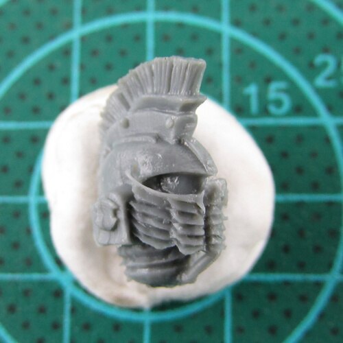 ULTRAMARINES INVICTARII HEADS & TORSOS bits 3