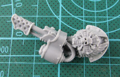 LUGFT HURON CHAPTER MASTER OF THE ASTRAL CLAWS bits - Heavy Flamer