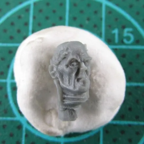 ULTRAMARINES MK IV PRAETORIAN HEADS & TORSOS bits 7