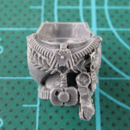 RAVEN GUARD SPACE MARINES UPGRADE PACK bits - TORSO 4