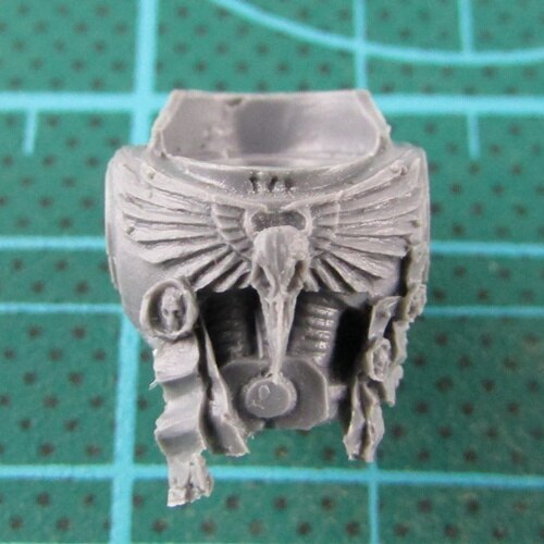 RAVEN GUARD SPACE MARINES UPGRADE PACK bits - TORSO 1