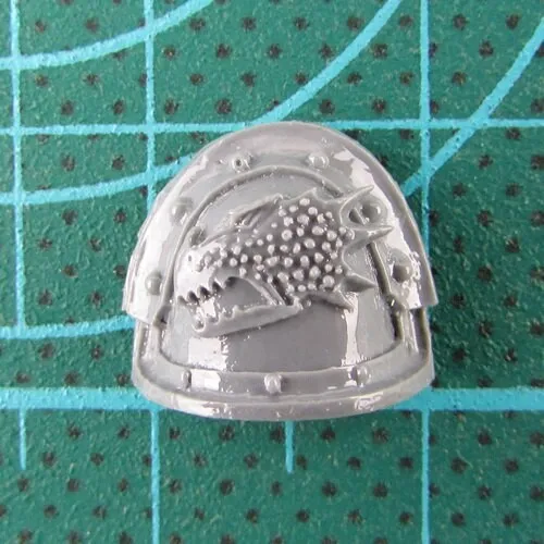 SALAMANDERS LEGION MKIII SHOULDER PADS bits
