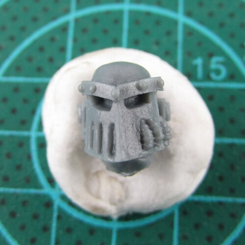 IRON HANDS LEGION HEADS UPGRADE SET bits 3