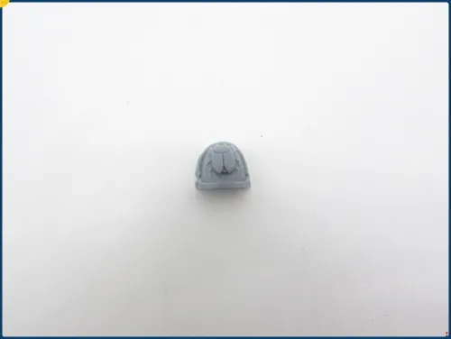 THOUSAND SONS ACHEAN PATTERN SHOULDER PADS bits 2