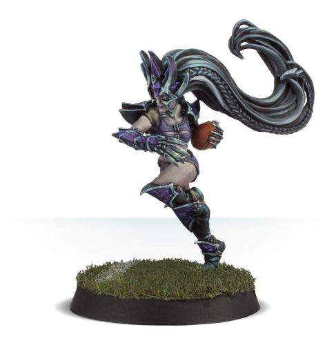Blood Bowl Roxanna Darknail