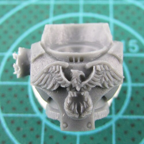 Ultramarines Invictarii Torsos Upgrade Set bits 3