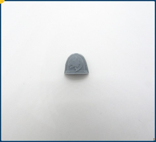 SPACE WOLVES MK II SHOULDER PADS bits