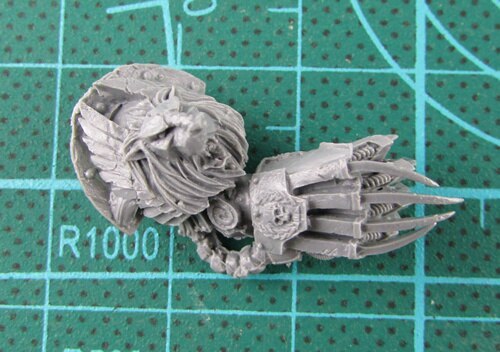 LUGFT HURON CHAPTER MASTER OF THE ASTRAL CLAWS bits - claw