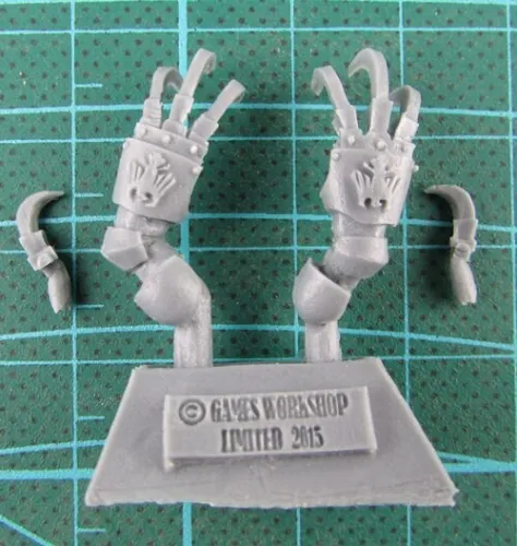 Raven Guard Dark Fury Assault Squad bits - claw