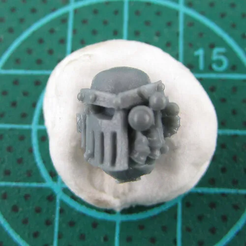 IRON HANDS LEGION HEADS UPGRADE SET bits 4