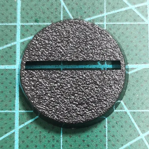 25mm Round Slot Base