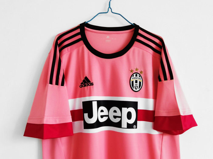 Juventus Away Retro Jersey 2015/16